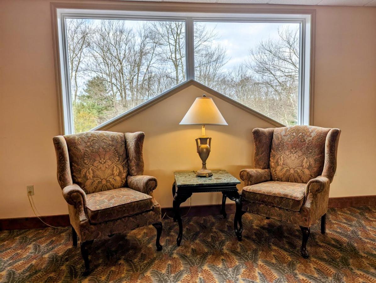 The Willowbrook Golf At Split Rock 3*